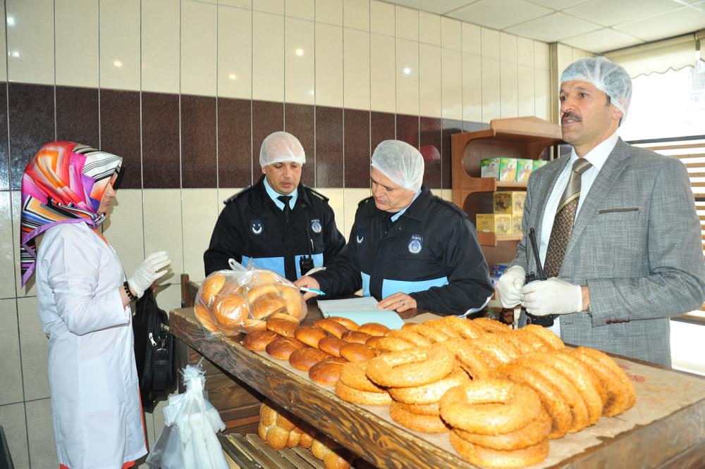 ZABITA EKİPLERİ FIRINLARI DENETLEDİ