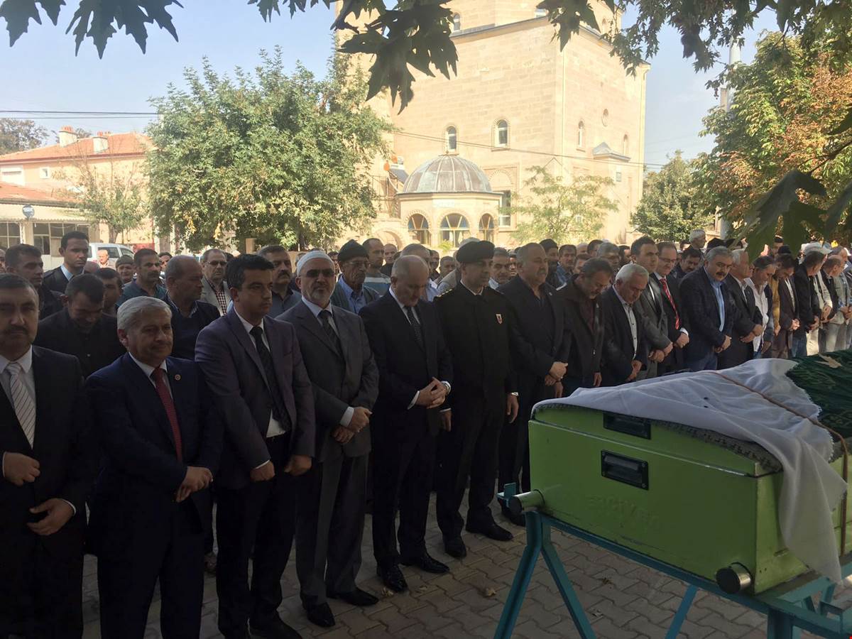 Vali Meral Cenaze Namazına Katıldı