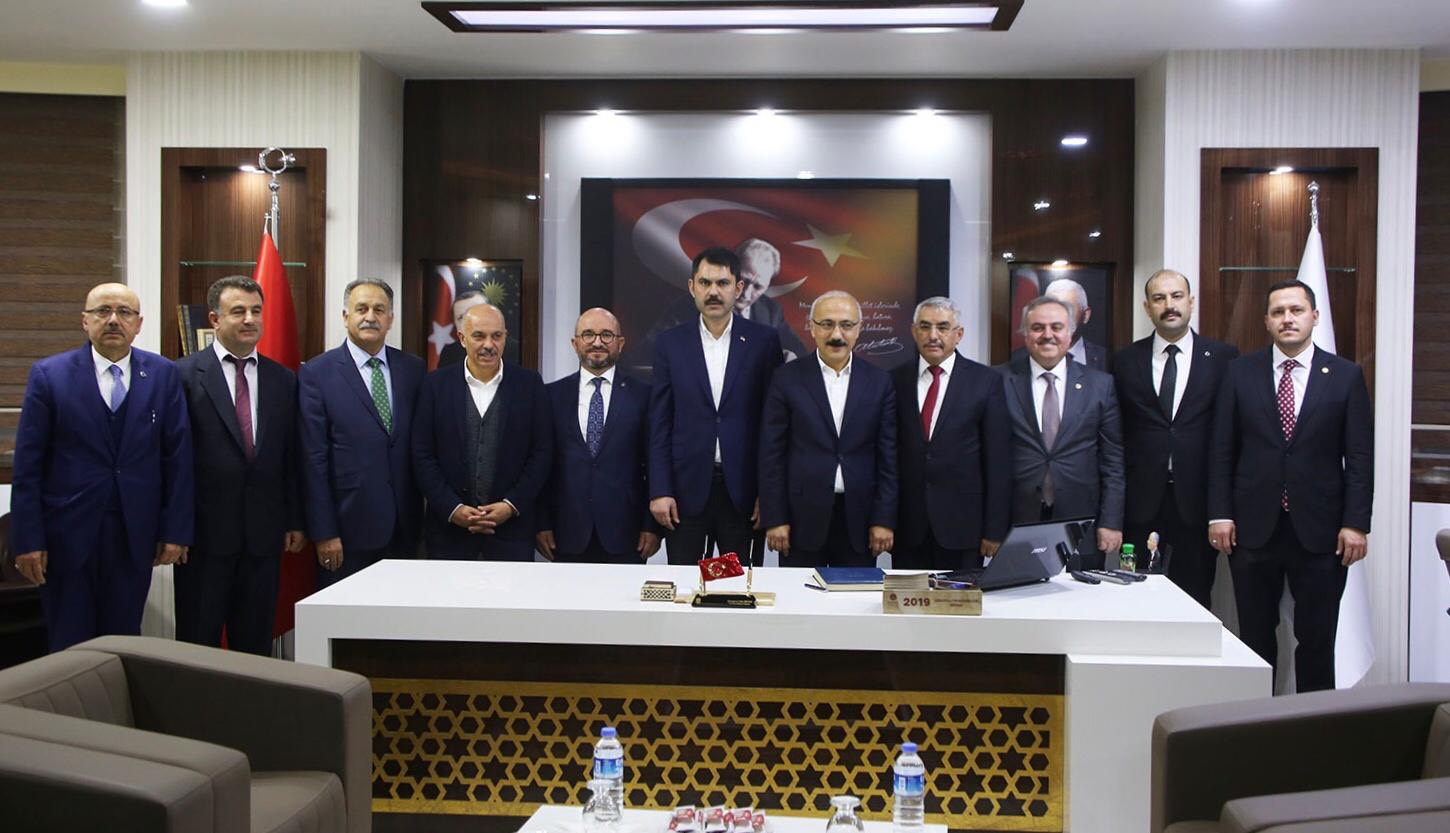 BAKANLARDAN KARAMAN'A TAM DESTEK