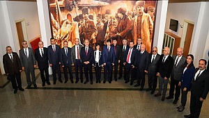 REKTÖR Mehmet AKGÜL, DOĞU AKDENİZ VE ENERJİ STRATEJİLERİ KONFERANSINA KATILDI