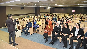 Profesyonel Turist Rehberi İbrahim Mayda Öğrencilerle buluştu