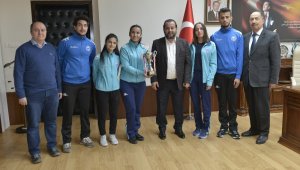KMÜ, Badminton Takımı birinci ligde mücadele etme hakkı kazandı