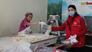 ESNAF VE VATANDAŞA SİPERLİK MASKE DAĞITTILAR