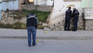 Karaman'da bıçaklı kavgada bir kişi yaralandı