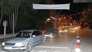 Karaman'da kısıtlamanın bitmesiyle vatandaşlar kendilerini sokağa attı