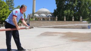 Karaman'da camiler cuma namazına hazırlanıyor