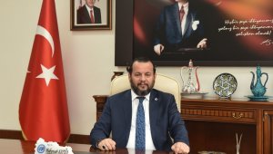 Rektör Akgül: "KMÜ'nün dört bayrak alması sevindirici"