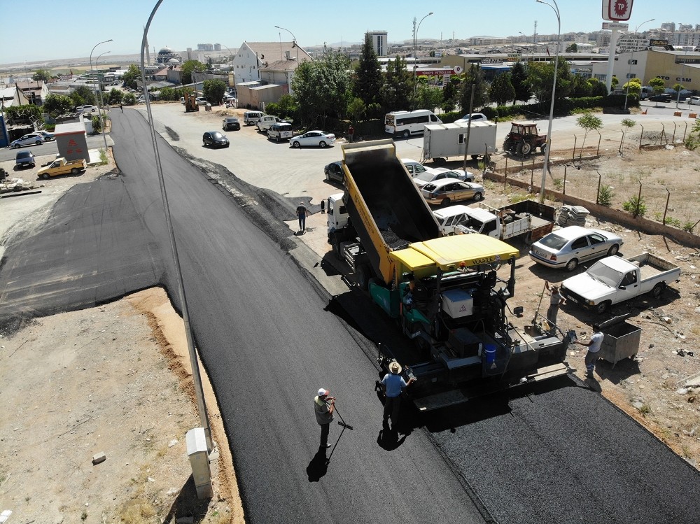 Karaman Belediyesinde asfalt çalışmaları devam ediyor
