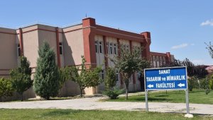 KMÜ'de Sanat, Tasarım ve Mimarlık Fakültesine dekan ataması yapıldı