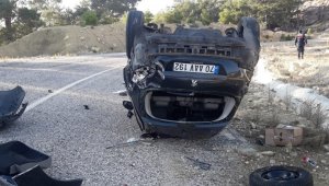 Karaman'da takla atan otomobilin sürücüsü kazayı hafif sıyrıklarla atlattı