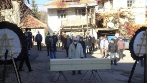 Korona virüse yenik düşen 48 yaşındaki trafik polisi Abdullah Bağçevli toprağa verildi