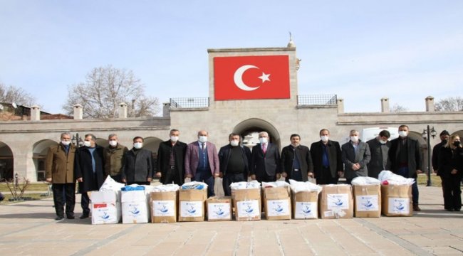 Malatya'da Battalgazi Belediyesi 650 çocuğu daha giydirdi