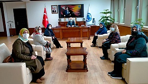 KADEM’DEN REKTÖR AK HOCAYA ZİYARET