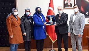 ÖZ SAĞLIK-İŞ SENDİKASINDAN REKTÖR AK'A ZİYARET