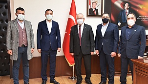 MHP HEYETİNDEN REKTÖR AK HOCAYA HAYIRLI OLSUN ZİYARETİ
