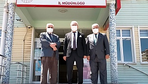 REKTÖR NAMIK AK’TAN İL MÜDÜRLERİNE İADEİ ZİYARET