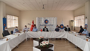 Ak Hoca'dan üniversite ve sanayi iş birliği için önemli adım