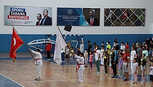 ÜCRETSİZ SPOR OKULLARI BAŞLADI