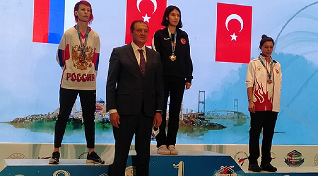 KARAMANLI ÖĞRETMEN AVRUPA 3'NCÜSÜ OLDU