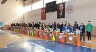 AMATÖR SPOR KULÜPLERİNE MALZEME DESTEĞİ