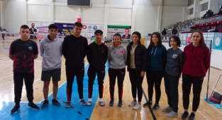 KARAMAN ANADOLU LİSESİ BADMİNTON TAKIMINDAN BÜYÜK BAŞARI