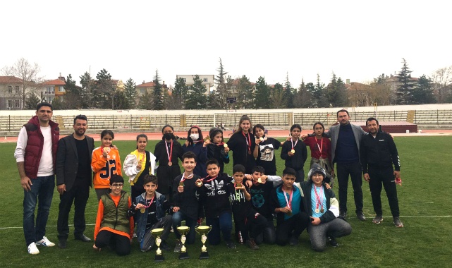 GELENEKSEL OKÇULAR YARIŞTI