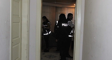 Uyuşturucu satıcılarına Karaman'da şafak operasyonu: 5 gözaltı