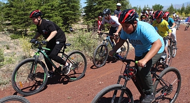 PEDALLAR 15 TEMMUZ ŞEHİTLERİ İÇİN ÇEVRİLDİ
