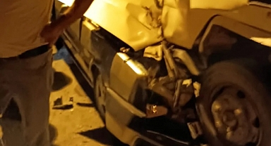 Kılbasan Yolunda İki araç kafa kafaya girdi 2 yaralı