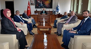 AK Parti Teşkilatından Prof. Dr. Hüseyin Karaman'a Hayırlı Olsun Ziyareti
