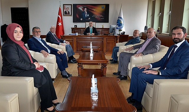 AK Parti Teşkilatından Prof. Dr. Hüseyin Karaman'a Hayırlı Olsun Ziyareti