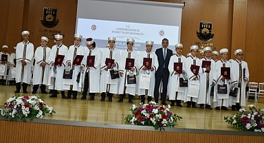 Diyanet İşleri Başkanı Erbaş, 54 hafızın icazet törenine katıldı