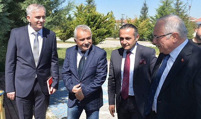 KMÜ'DE DEĞİŞİM RÜZGARLARI