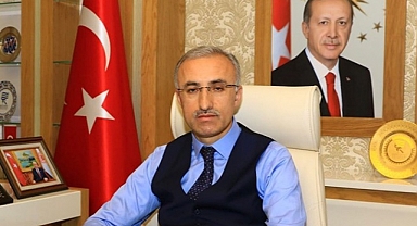 KMÜ Yeni Rektörü Prof. Dr. Hüseyin Karaman Görevine Başladı