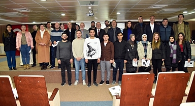 Öğrencilerden 'Ney'in Feryadı' Konferansı ve 'Sanat Şifadır' Karma Sergisi