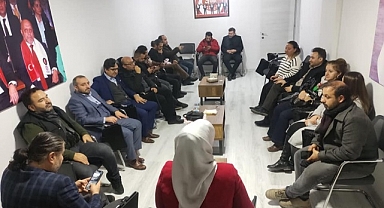 Öz Sağlık İş Sendikası Karaman Şubesinden Gazetecilere Arabaşı İkramı
