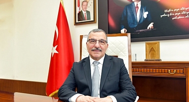 KMÜ AFETZEDELERİN YANINDA