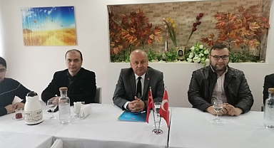 Mustafa Cem Kağnıcı Aday adayı olduğunu resmen açıkladı.