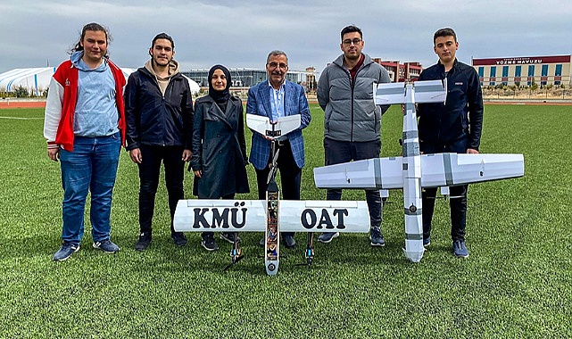 Gavgalı Hoca, KMÜ Otonom Araçlar Topluluğu Üyeleriyle Buluştu