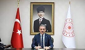 Karaman Valisi Tuncay Akkoyun'un Ramazan Bayramı Mesajı