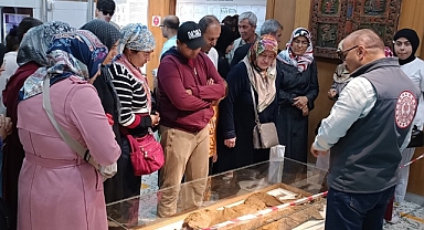 DEPREMZEDELERE, KARAMAN’IN TARİHİ MEKÂNLARI GEZDİRİLDİ