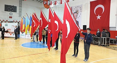 Dilovası'nda 19 Mayıs coşkusu