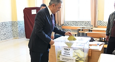 Karaman Valisi Tuncay Akkoyun, oyunu kullandı
