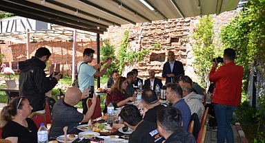 Milletvekili Adayı Ünüvar'dan Basına Teşekkür