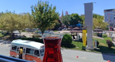 Bir çay keyfimiz vardı! Çay'a Bir zam daha geldi...