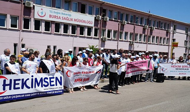 Bursa'da sağlıkçılar 'krizin sorumlusu biz değiliz' dedi