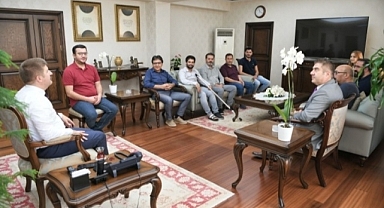 Gazeteciler Cemiyeti tarafından Karaman Valisi Hüseyin Engin Sarıibrahim'e hayırlı olsun ziyareti