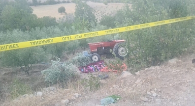 Karaman’da traktör bahçeye devrildi: 2 ölü, 1 yaralı