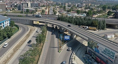 Kocaeli Büyükşehir'den Yeşilova'ya köprülü kavşak