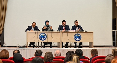KMÜ'DEN PANEL VE RESİM SERGİSİ